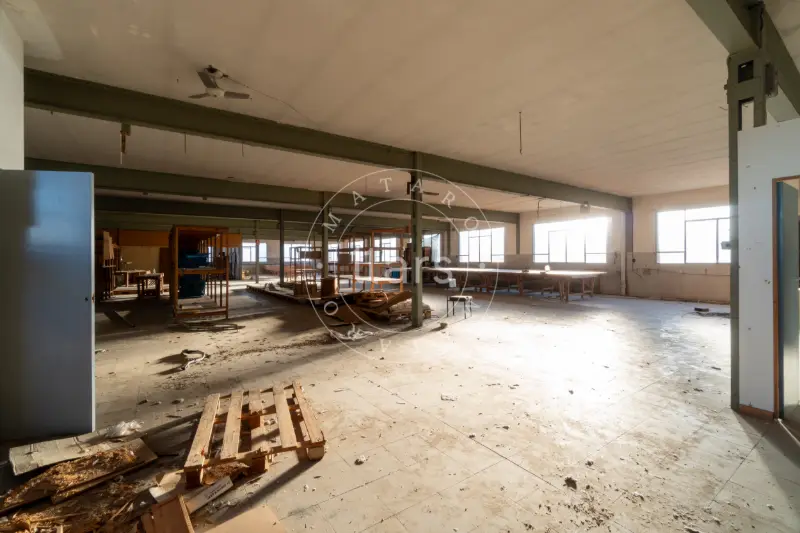Property in Mataró (INDUSTRIA) – photo 4