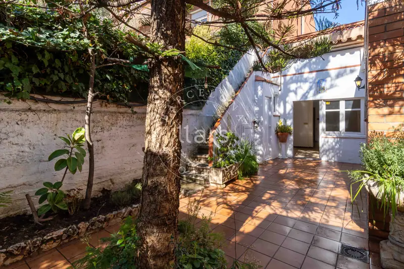 Maison à Sant Feliu de Llobregat (PINS) – photo 4
