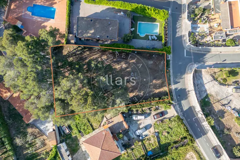 Plot in Vespella (TERRENO V) – photo 2