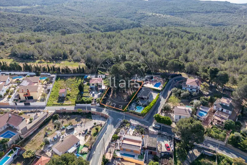 Plot in Vespella (TERRENO V) – photo 3